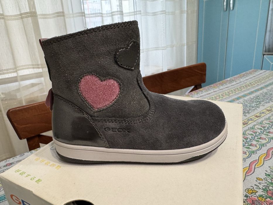 Нові Geox, 25, устілка 16