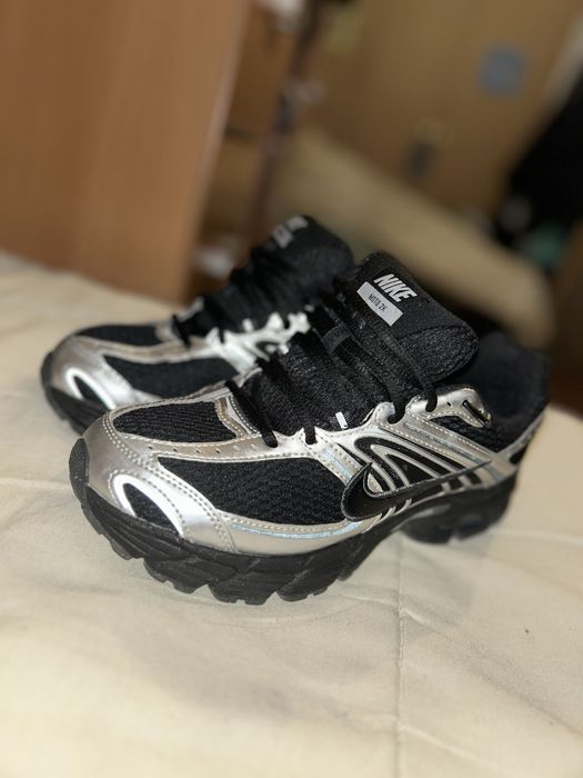 Nike Air Max Moto 2K