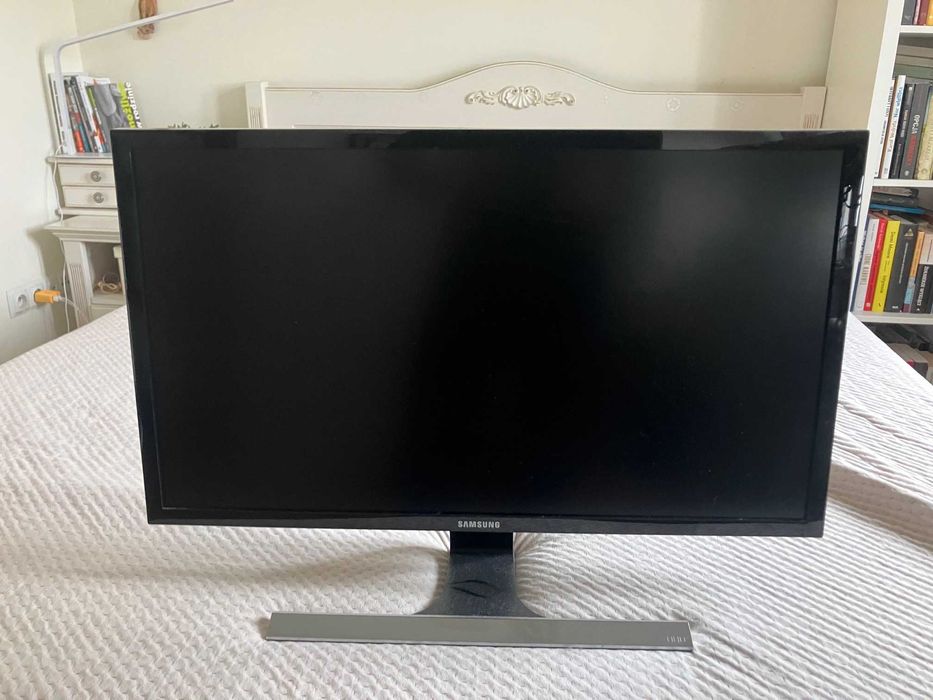 monitor Samsung U28E590D8L