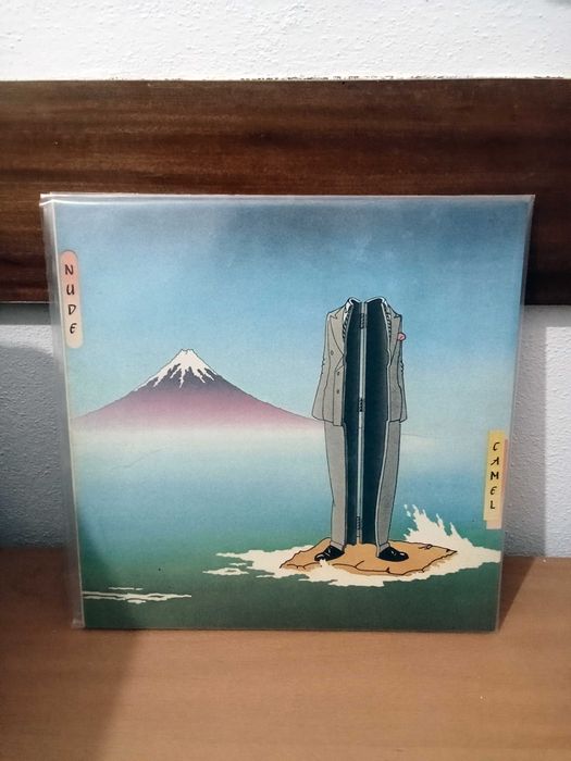 Vinyl – Camel – Nude