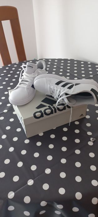Vendo ténis adidas
