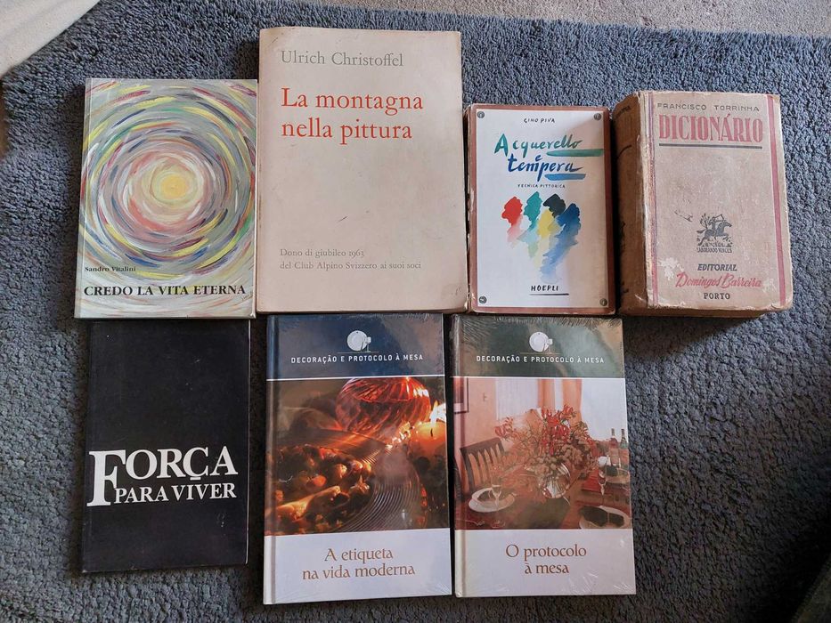 Livros praticamente novos