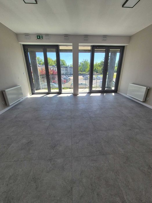 Nowoczesny lokal usługowy do wynajęcia – osiedle Wikana Residence