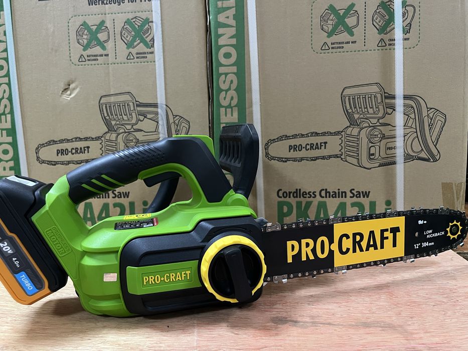 Акумуляторна ланцюгова пила Procraft PKA42Li шина 30см/ АКБ 4А та ЗП