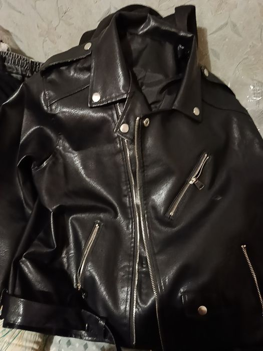 кожанная курточка