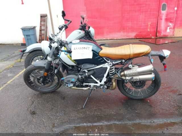 Bmw R nine  T scrambler 2023