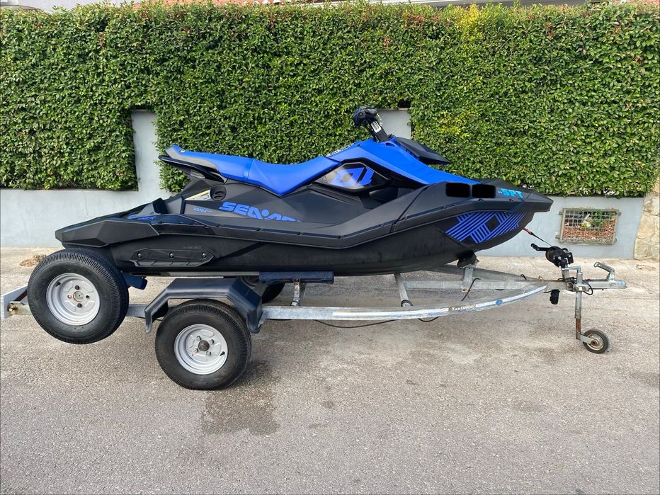 Seadoo Spark 3UP 2023 com apenas 25h