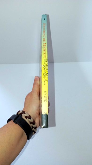 Histórias de Monstros - Contos Fantásticos