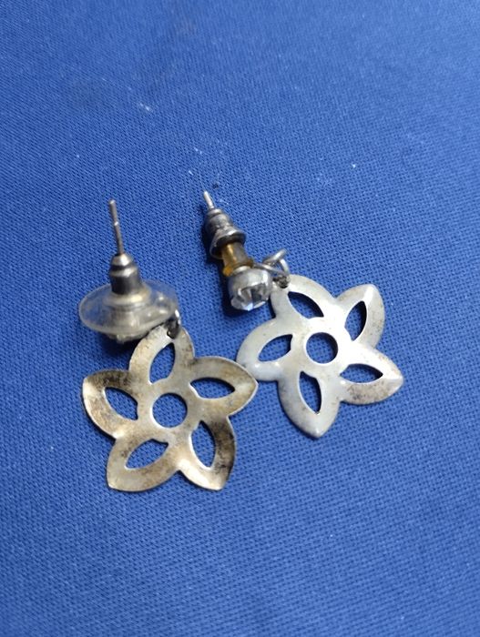 Stare kolczyki kwiaty