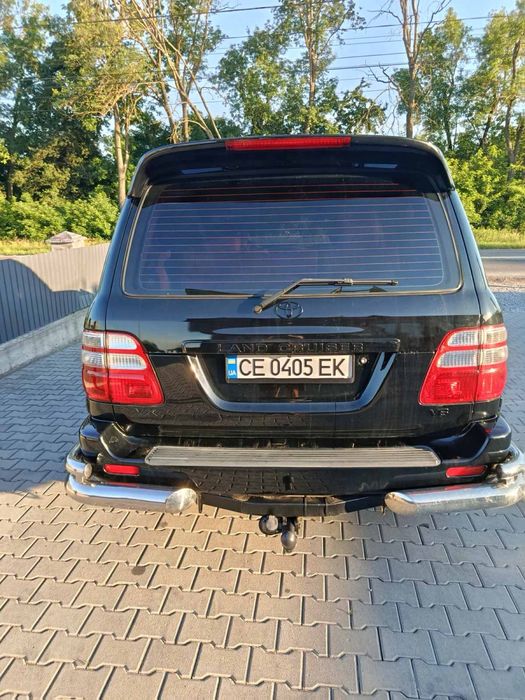 Тойота Ленд Крузер 100