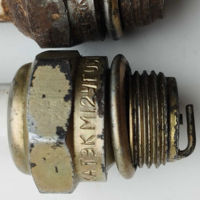 Продам свічки запалювання М12У
