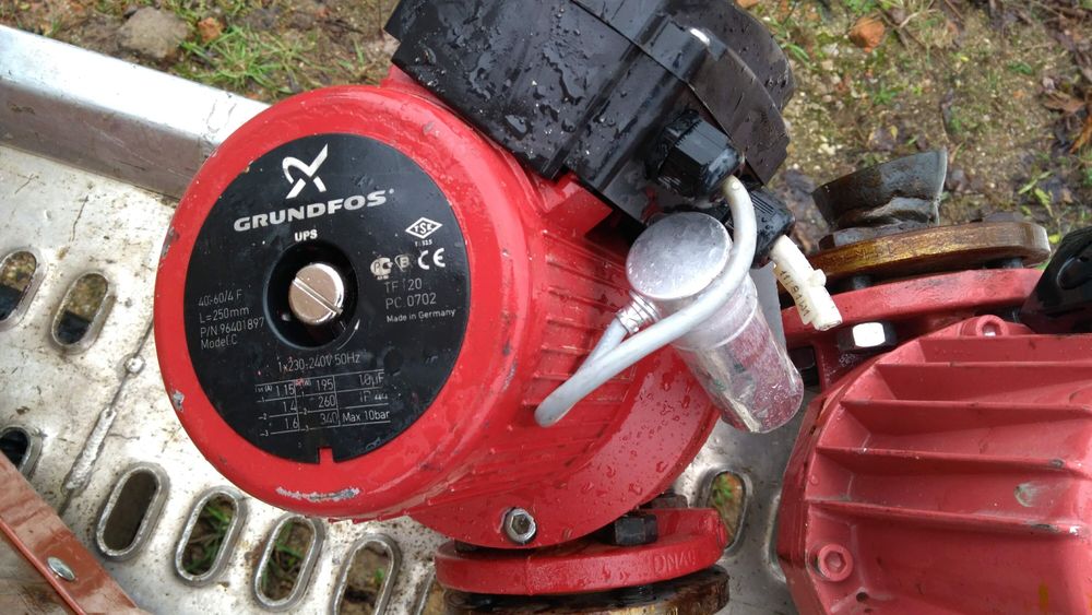 pompa grundfos ups 40-60/4f 230v z gwarancją