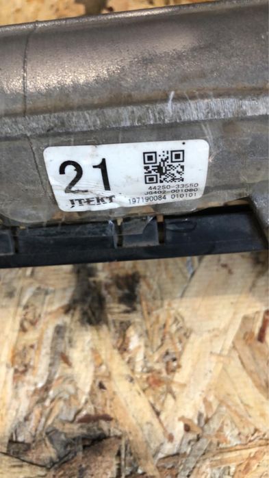 Продам рулевую рейку Toyota Camry70,RAV4,lexus es  2.5 бензин