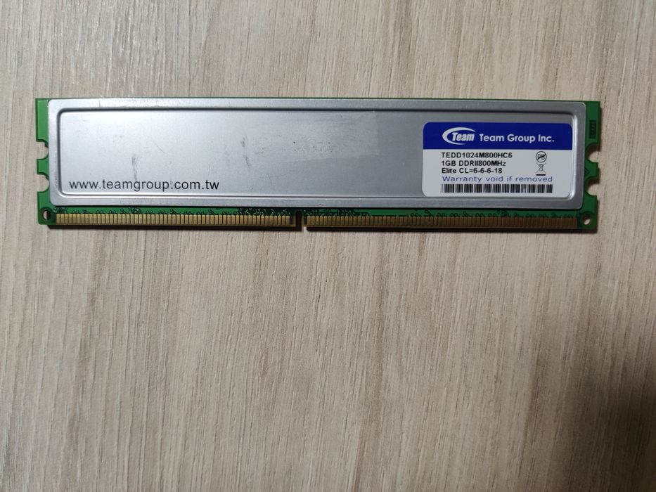 ОЗП(ОЗУ) TEAM 1 GB DDR2 800 MHz (TEDD1024M800HC6)