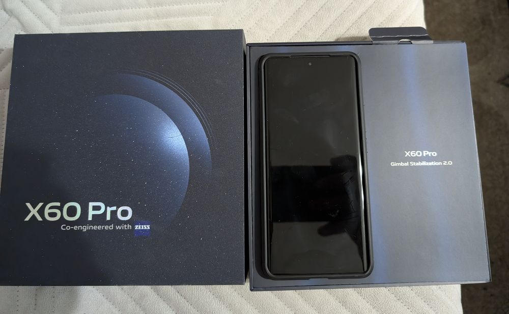 Smartfon VIVO x60 pro, 12/128 GB, używany jak nowy