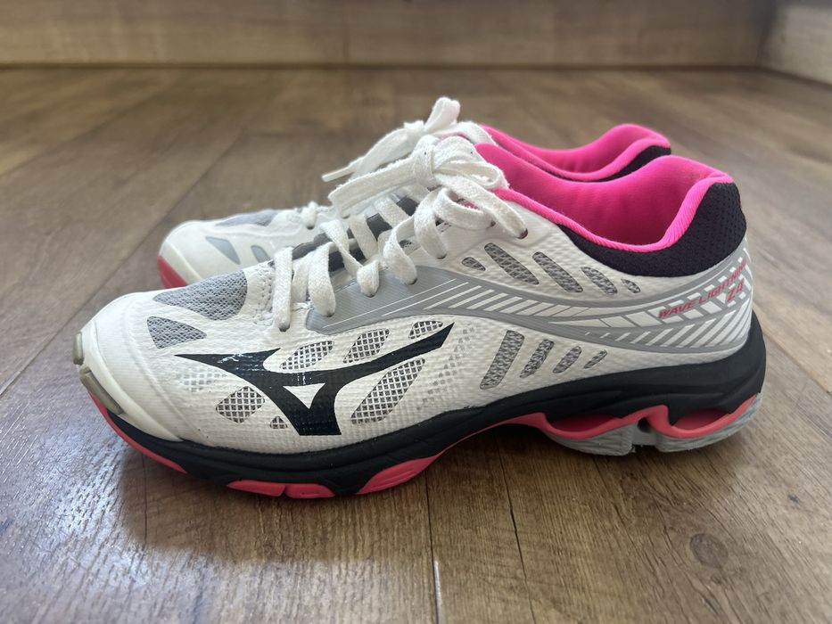 Buty Mizuno 37 buty do siatkówki buty halowe do siatkówki