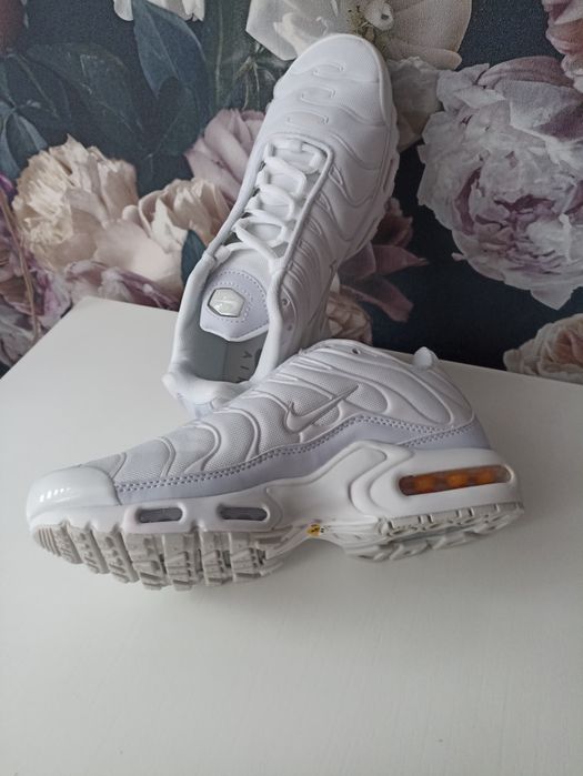Nike Air Max Plus TN Triple White (rozmiar 40, wkładka 25,5 cm)