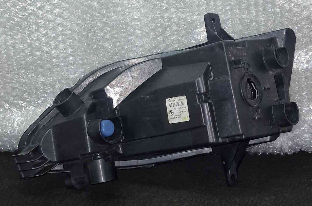 Farol Nevoeiro Frente Esquerdo 90140489 - VW GOLF VII