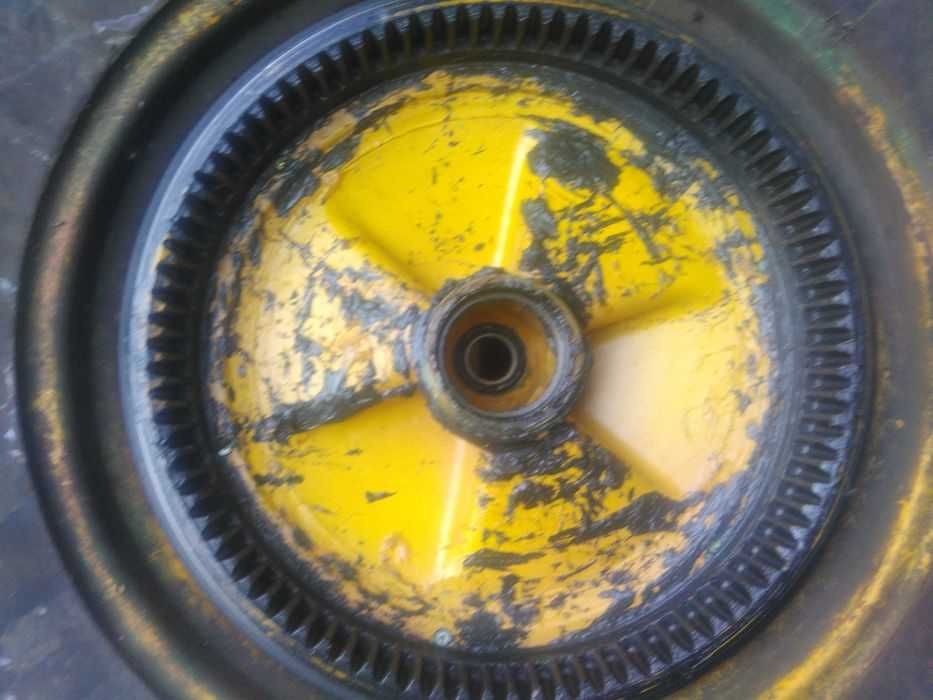 Wariator kombajn Volvo 1150 koło pasowe napędu mlocarni Pas mlocarni