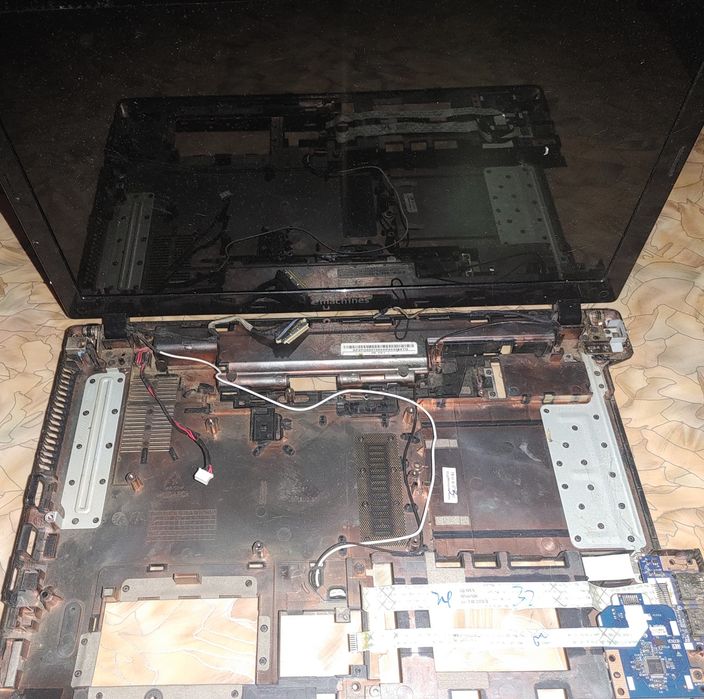 Emachines 642g на запчасти
