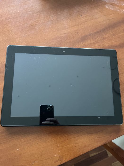 Tablet  yarvik  bom estado