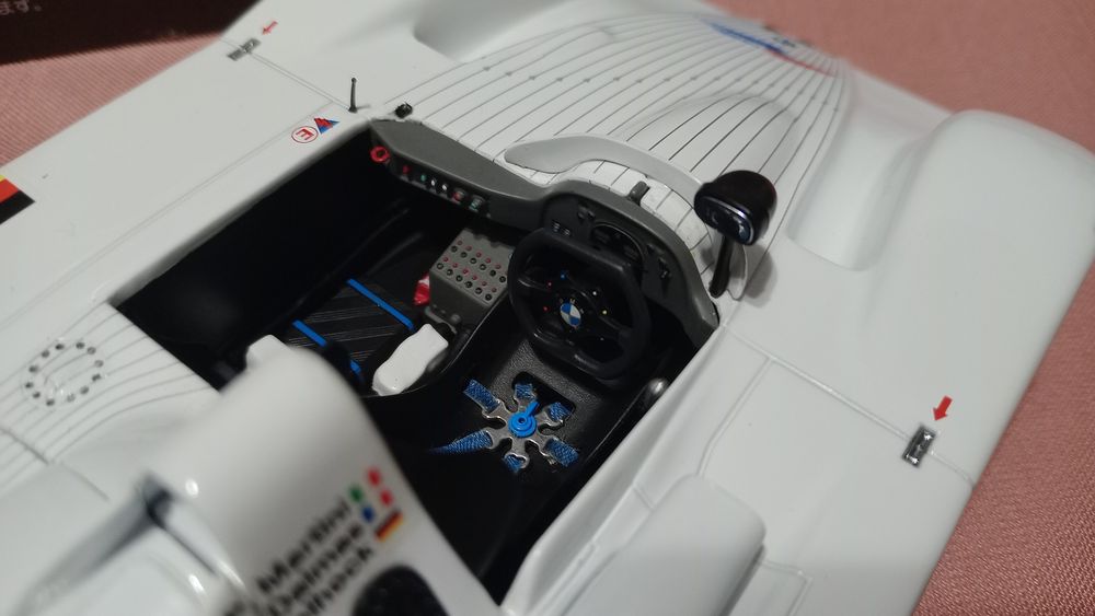 Miniatura BMW V12 LMR Kyosho 1:18