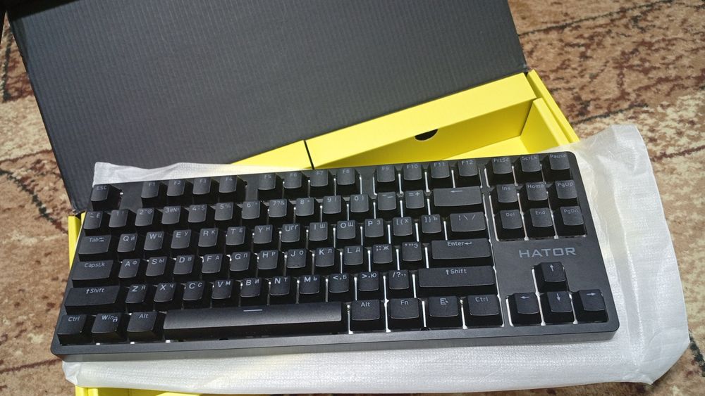 механическая клавиатура hator rockfall