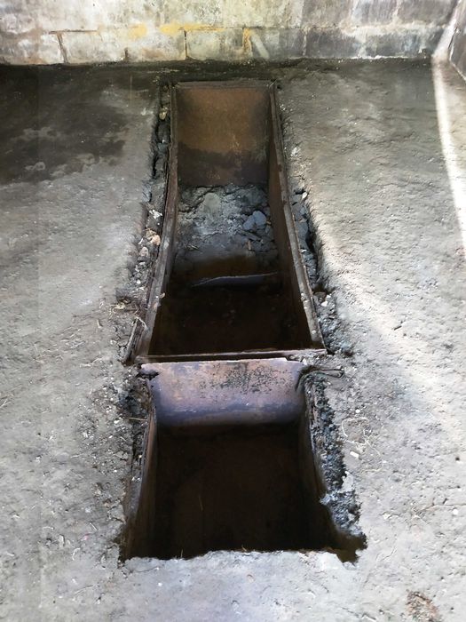 Капітальний гараж, район вокзалу, вул. 128 Бригади Тероборони 2