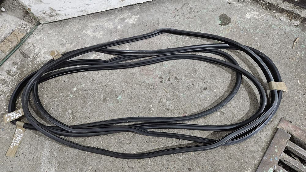 Uszczelka drzwi opel corsa d 5 przednia przód lewa prawa tył tylna