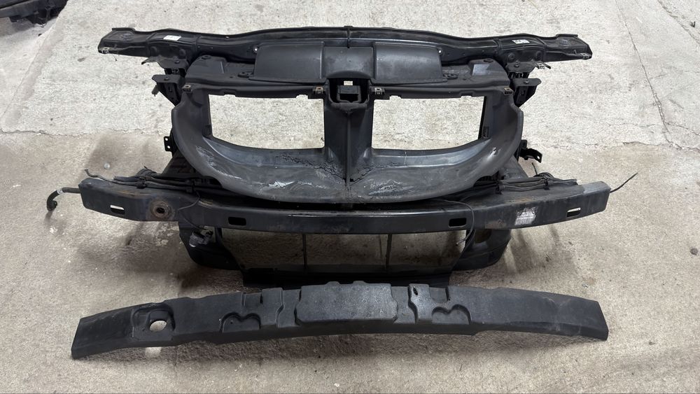 Frente fibra / chapa BMW E90 E91 E92 E93