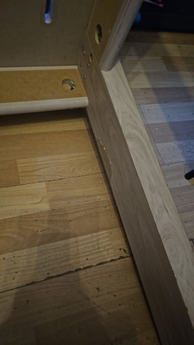 Mesa Redonda de madeira