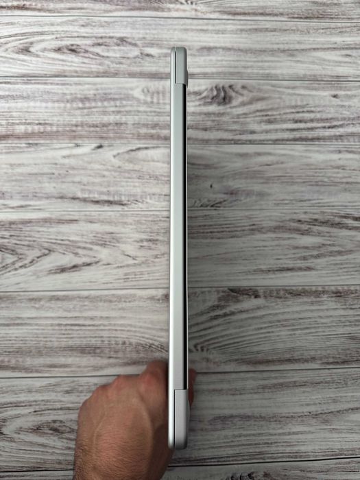 Apple  MacBook Neo 13' A18 Pro 8/256GB  Silver Open box