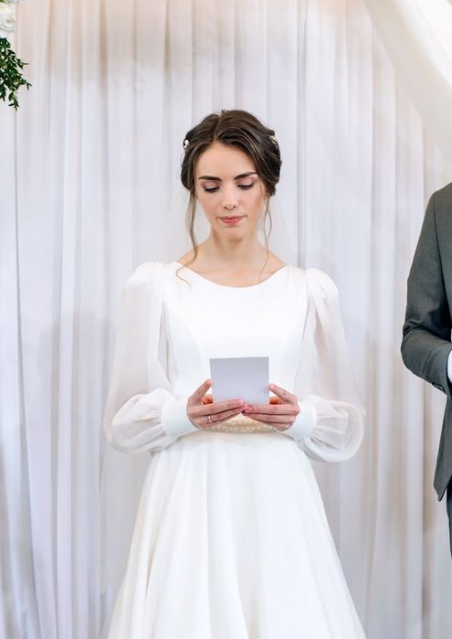 Сукня весільна