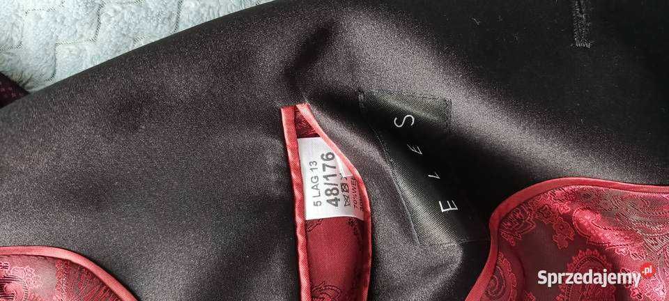 Garnitur meski elegancki.