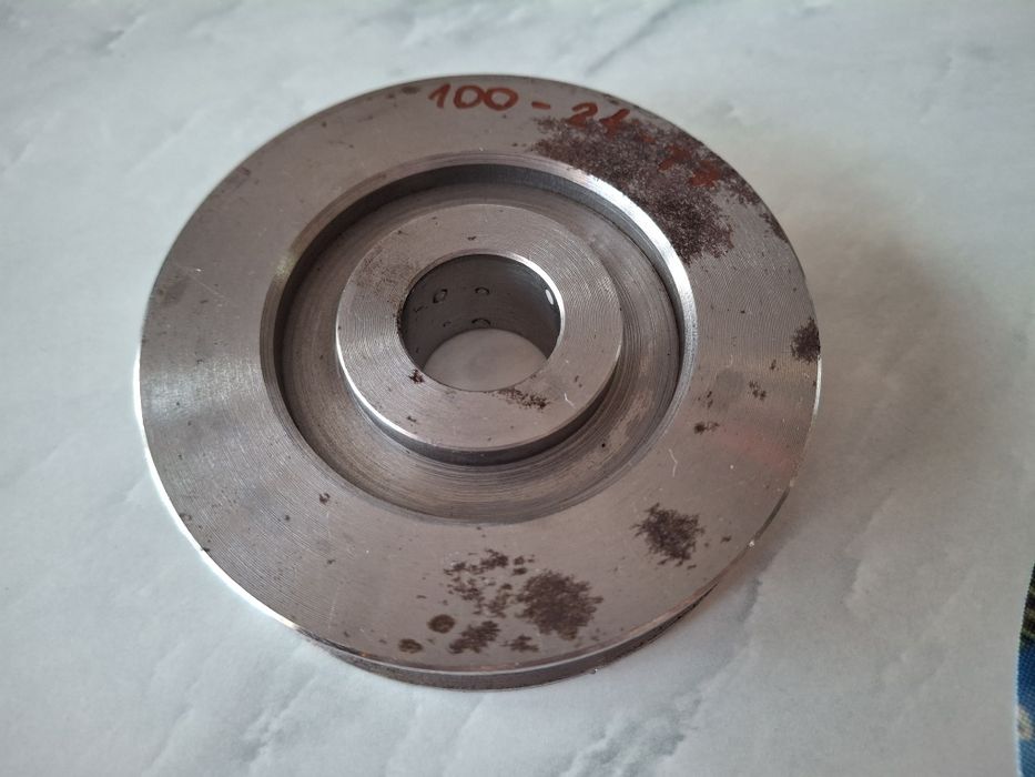 Koło pasowe fi 100 otwór 24 pasek 17