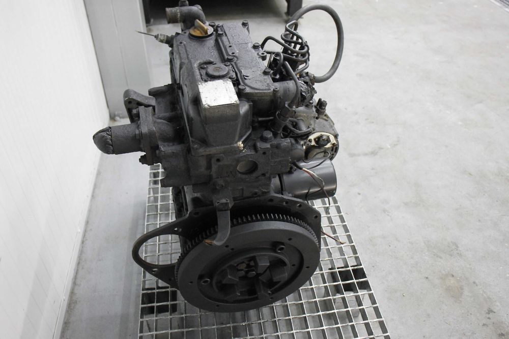 YANMAR L40 ディーゼルエンジン Yahoo!オークション - 【5】 ディーゼルエンジン ヤンマー L40