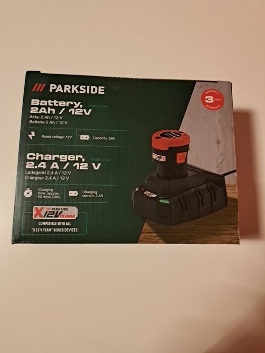 Akumulator 2ah 12v z ładowarką 2.4A parkside