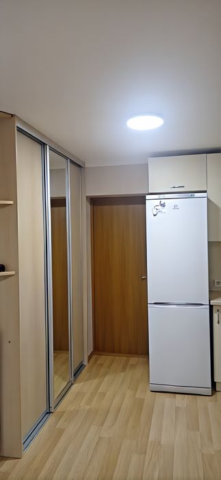 Продам кімнату в гуртожитку 17 кВ ,смт Коцюбинське(15 хв до метро)