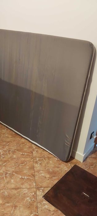 Materac piankowy w bardzo dobrym stanie