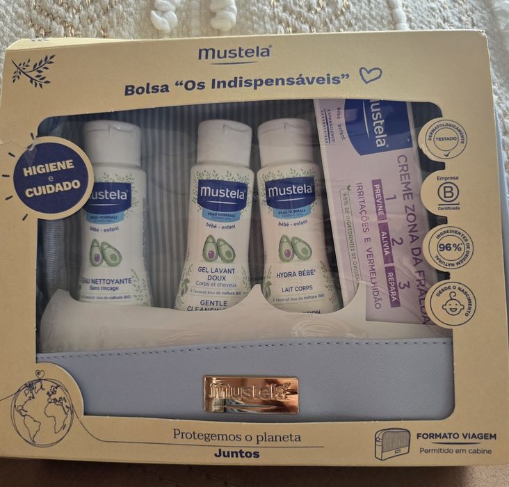 Bolsa com 4 produtos Mustela