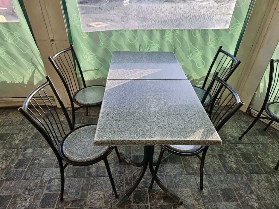 Cadeira de ferro restaurante