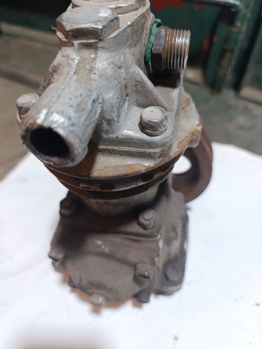 Компрессор ГАЗ-66, ПАЗ-3205, ЮМЗ-6, БОГДАН, Д-65 старого образца