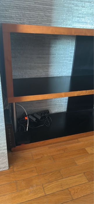 Movel madeira maciça com vidro preto
