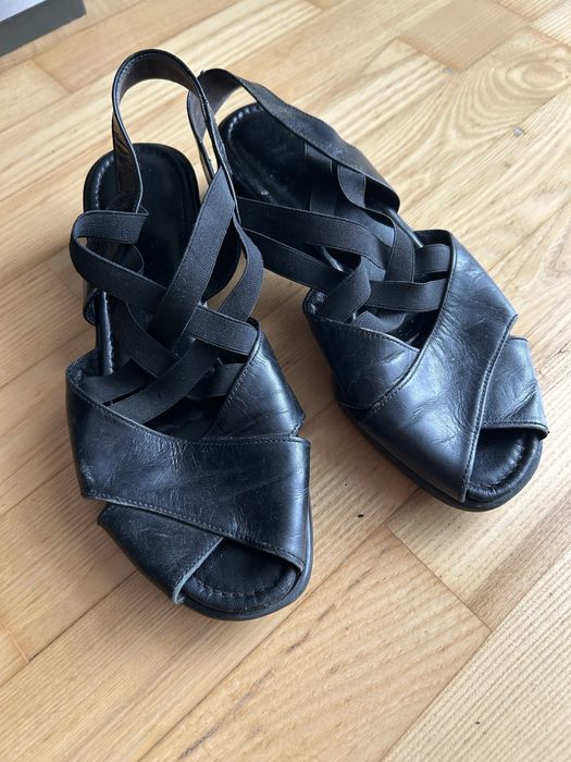 Czarne buty damskie Gabor