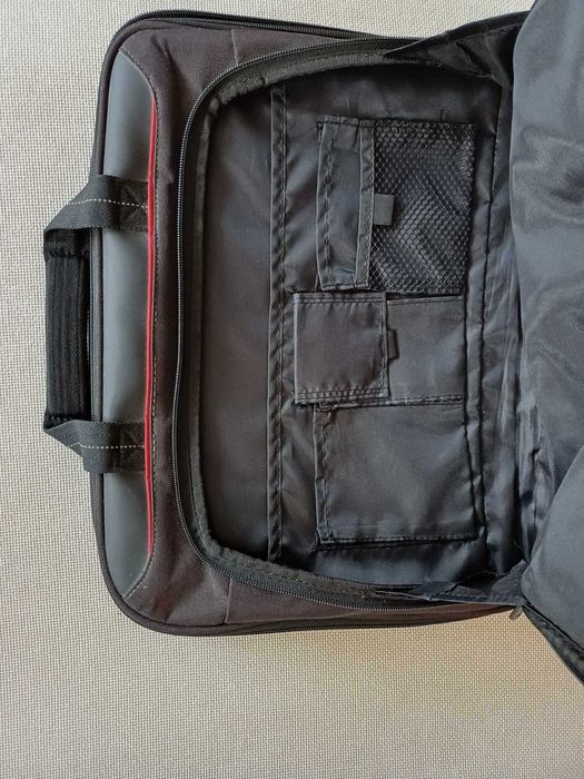 Torba na laptopa TARGUS Case Cn31 15.6 cali Czarny