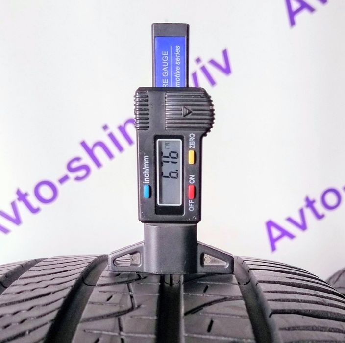 Шини всесезонні R20 235/50 Pirelli Scorpion All Season