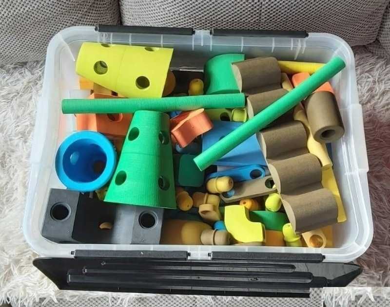 Klocki edukacyjne z pianki EVA dla dzieci.