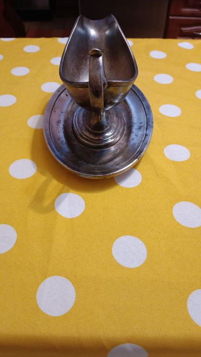 Antyczna posrebrzana sosjera