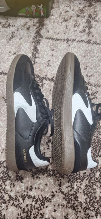 Жіночі кросівки кеди skechers 41 р.28 см