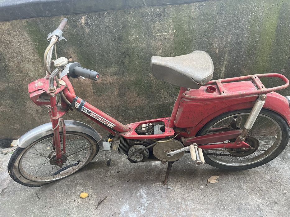 Mobilete peugeot 102 ano 1968